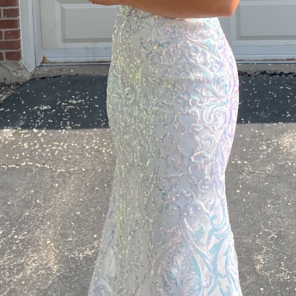 Prom Dress from Gipper Prom size 2 - Picture 5 of 15